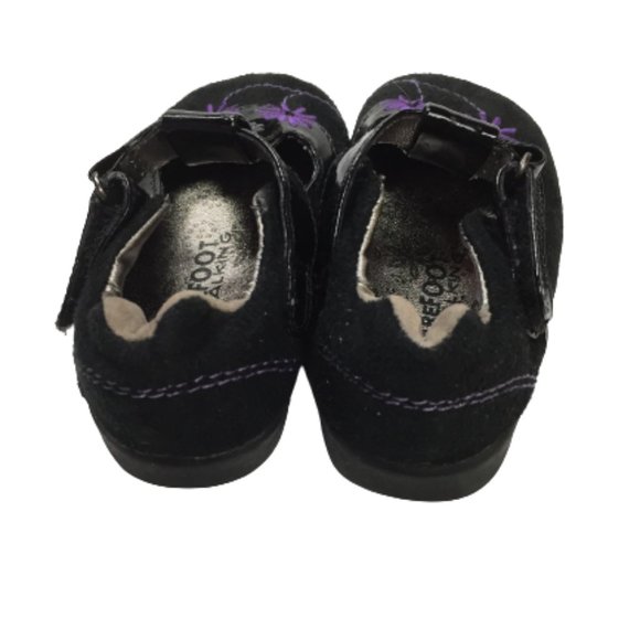BUNDLE ( Stride Rite Size 6 Barefoot Size 6 Shoes) - Picture 9 of 16